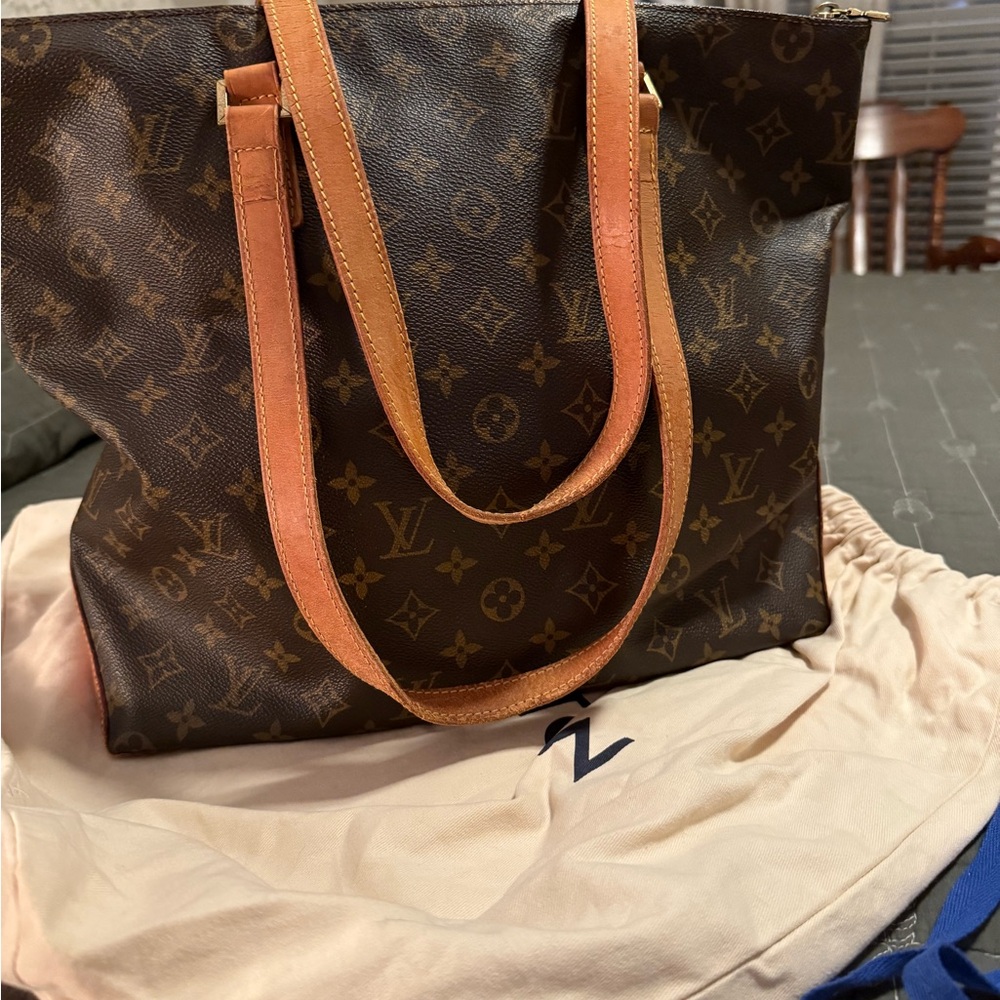 Louis Vuitton Classic Monogram Tote with Tan Handles and dust bag